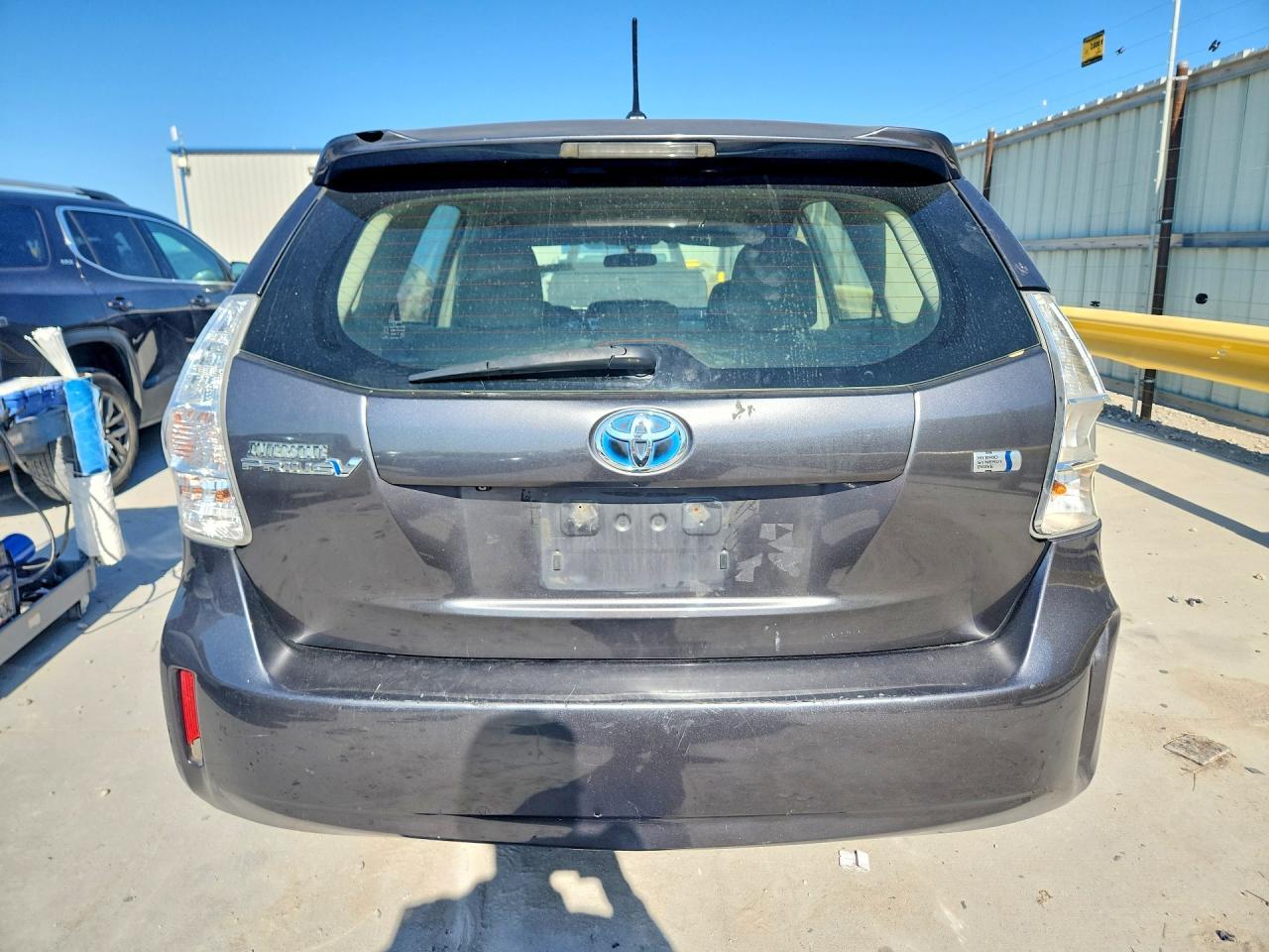 2014 Toyota Prius V Two - zdjęcie 6