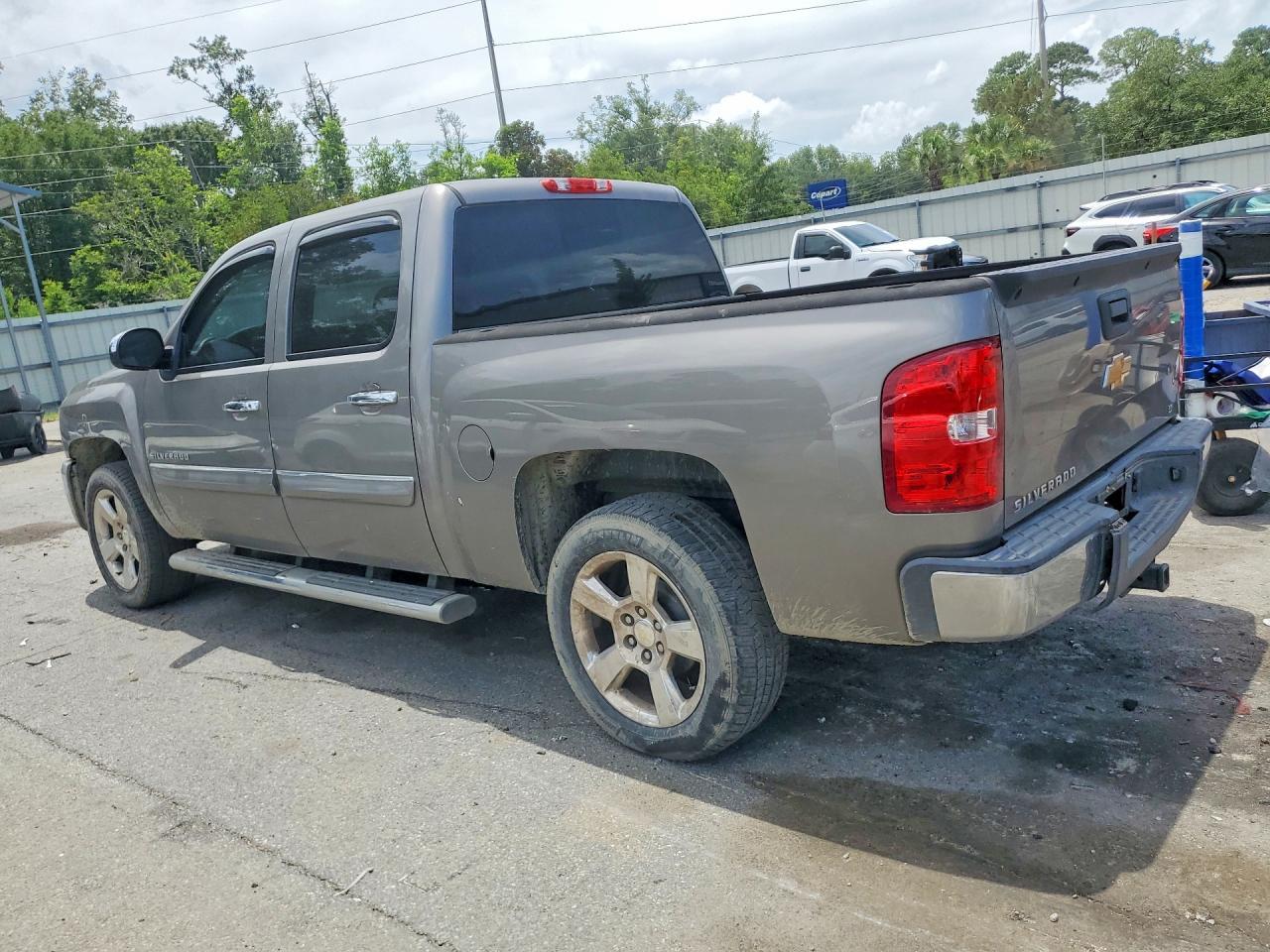2013 Chevrolet Silverado C1500 Lt - zdjęcie 2
