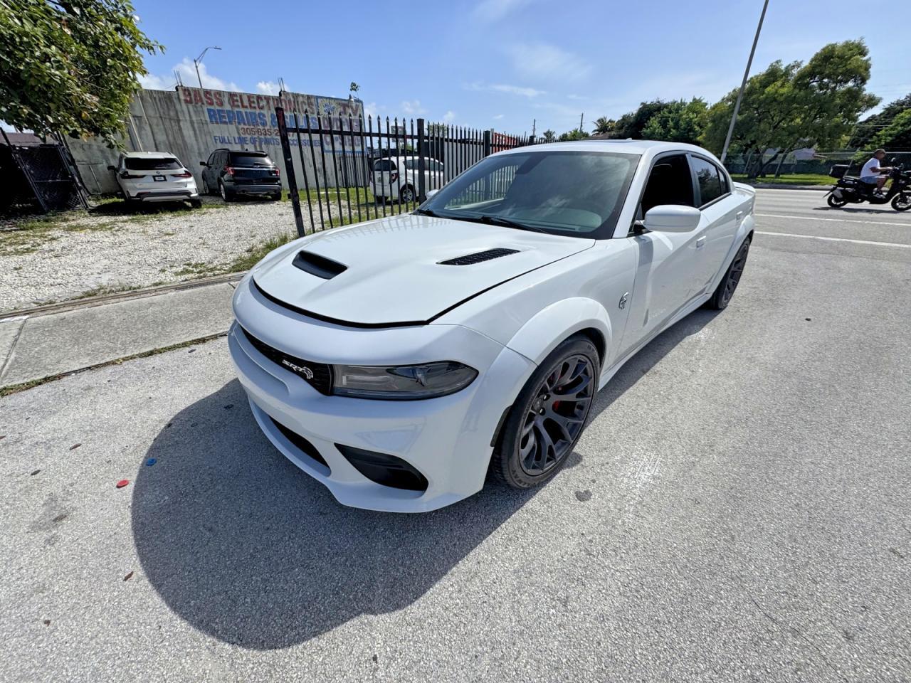 2021 Dodge Charger Srt Hellcat - zdjęcie 2