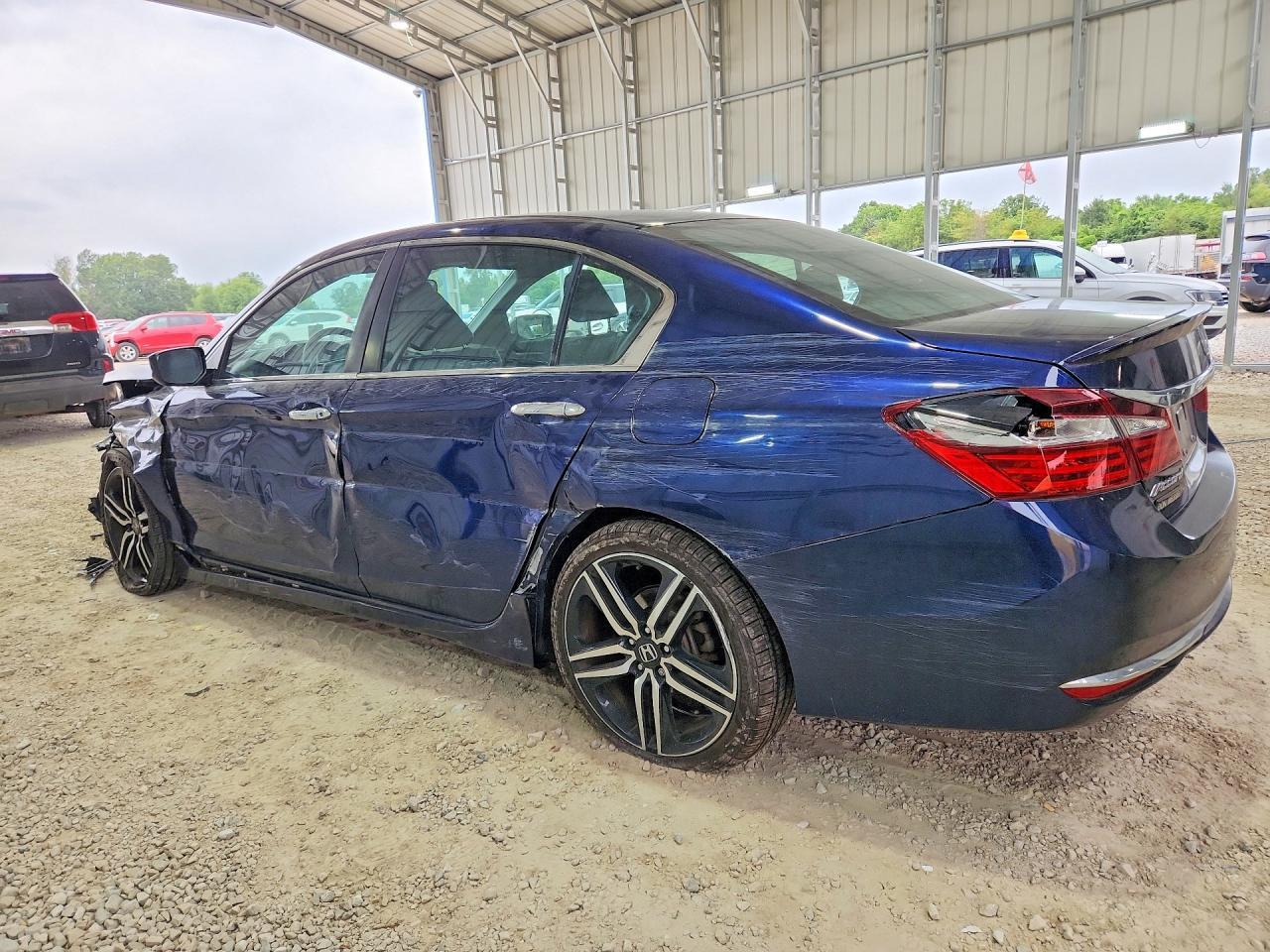 2017 Honda Accord Sport - zdjęcie 2