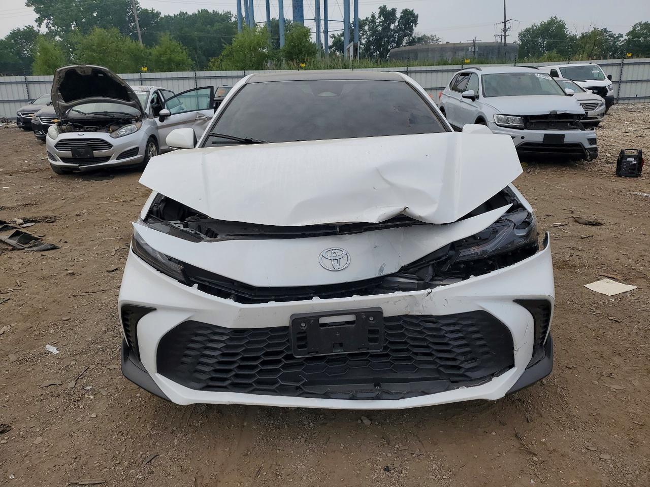 2025 Toyota Camry Se - zdjęcie 5