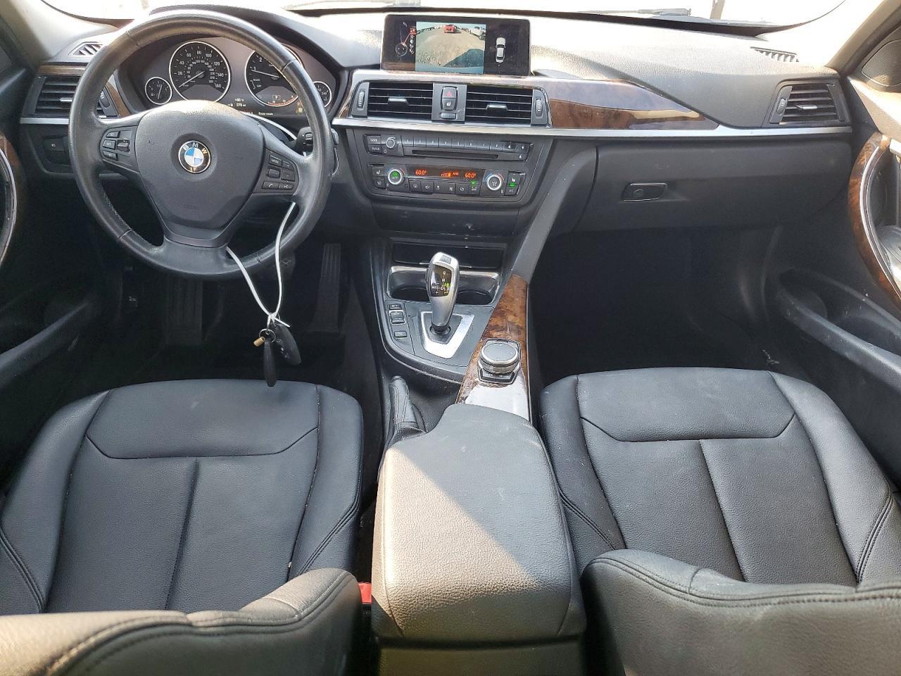 2015 BMW 320 I xDrive - zdjęcie 8