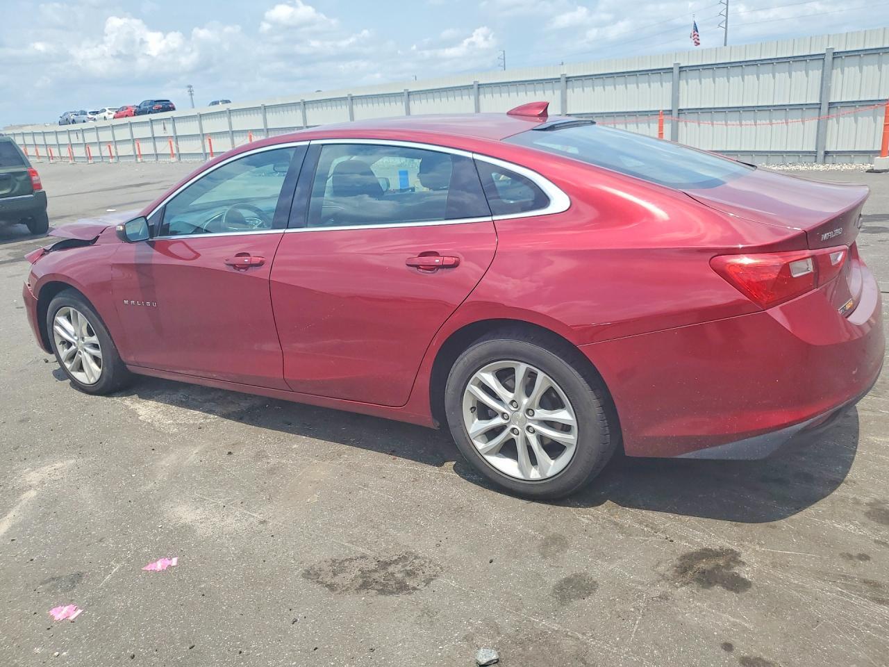 2018 Chevrolet Malibu Lt - zdjęcie 2