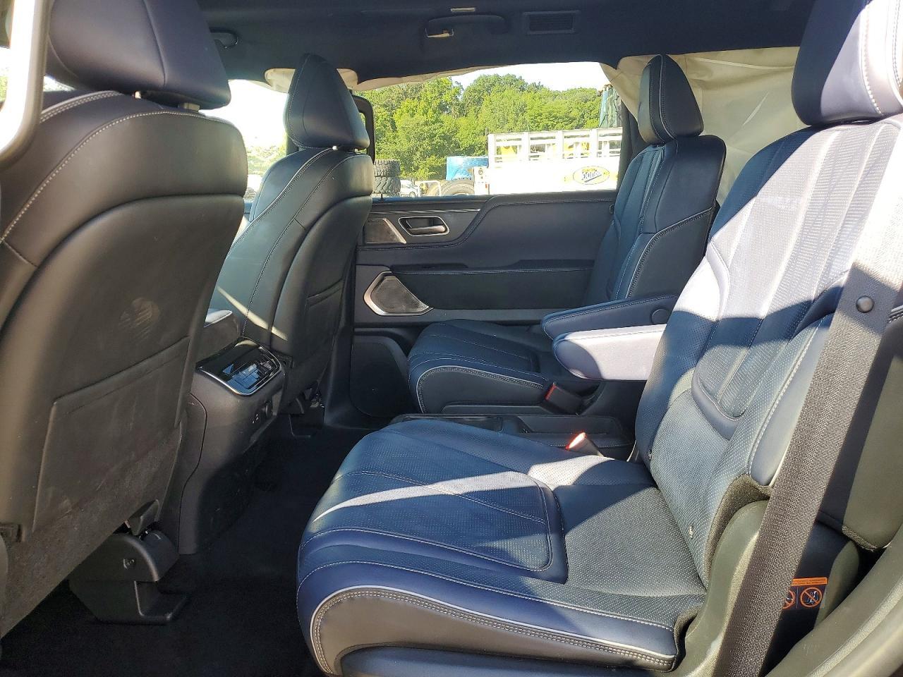 2026 Infiniti Qx80 Sport - zdjęcie 11