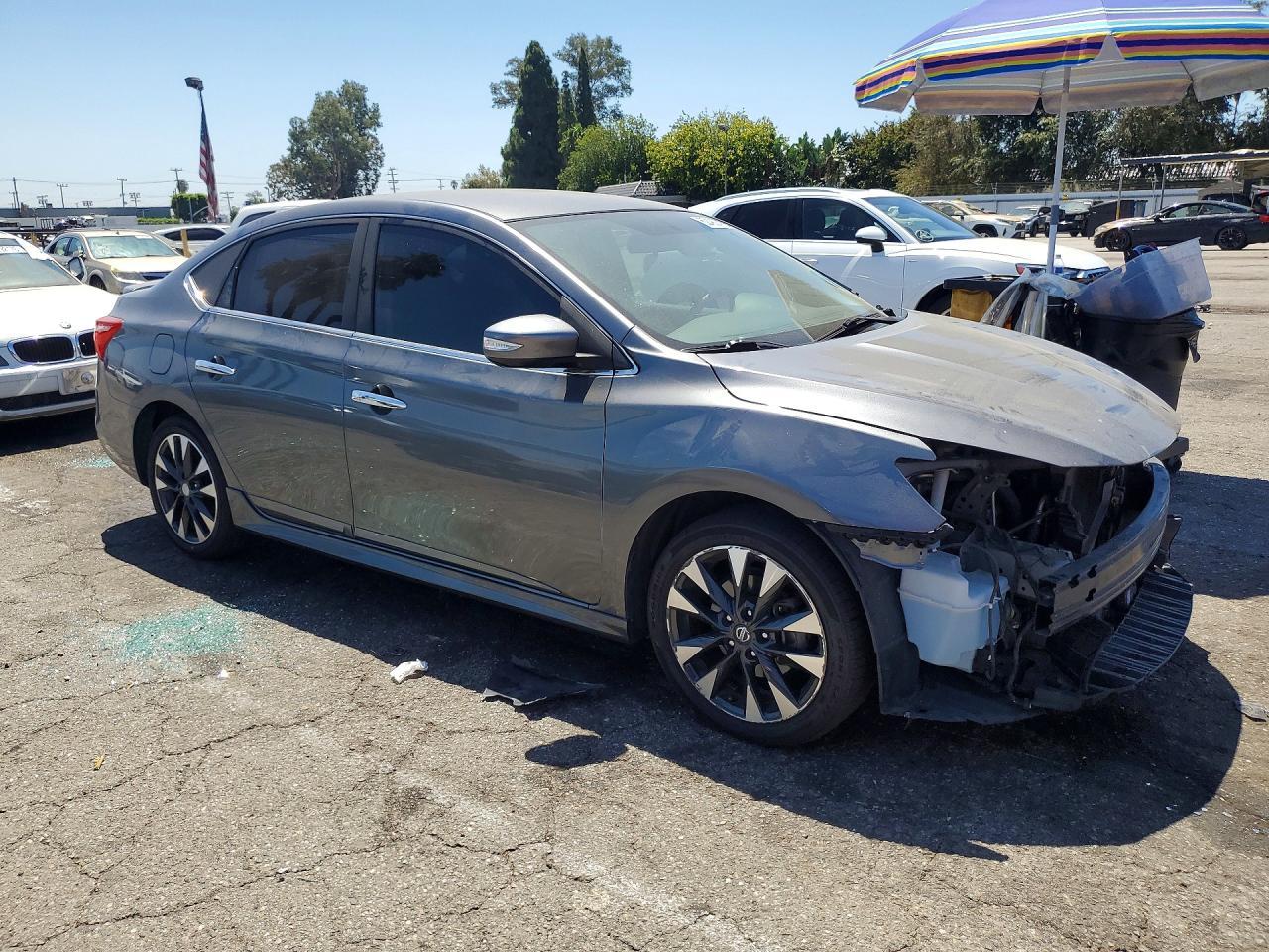 2019 Nissan Sentra Sr - zdjęcie 4