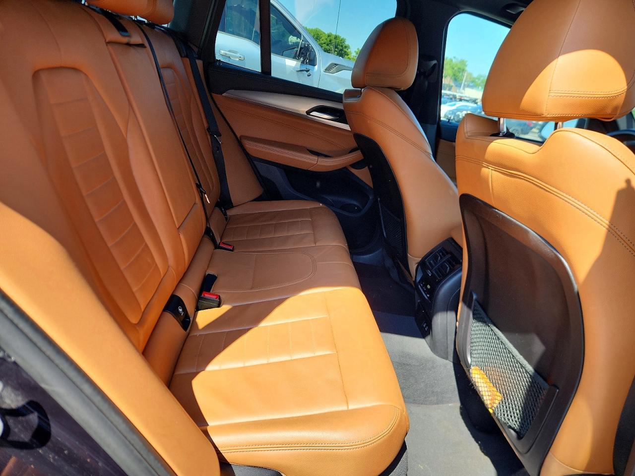 2021 BMW X3 xDrivem40I - zdjęcie 11