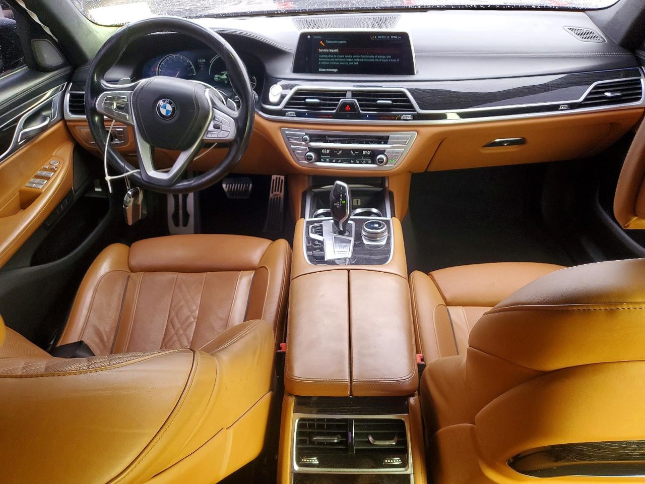 2016 BMW 750 Xi - zdjęcie 8