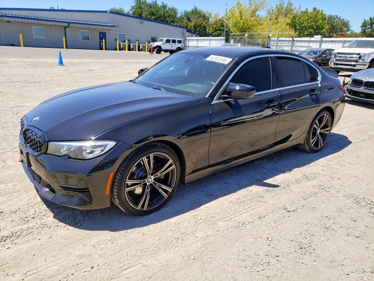 2020 BMW 330I - zdjęcie główne