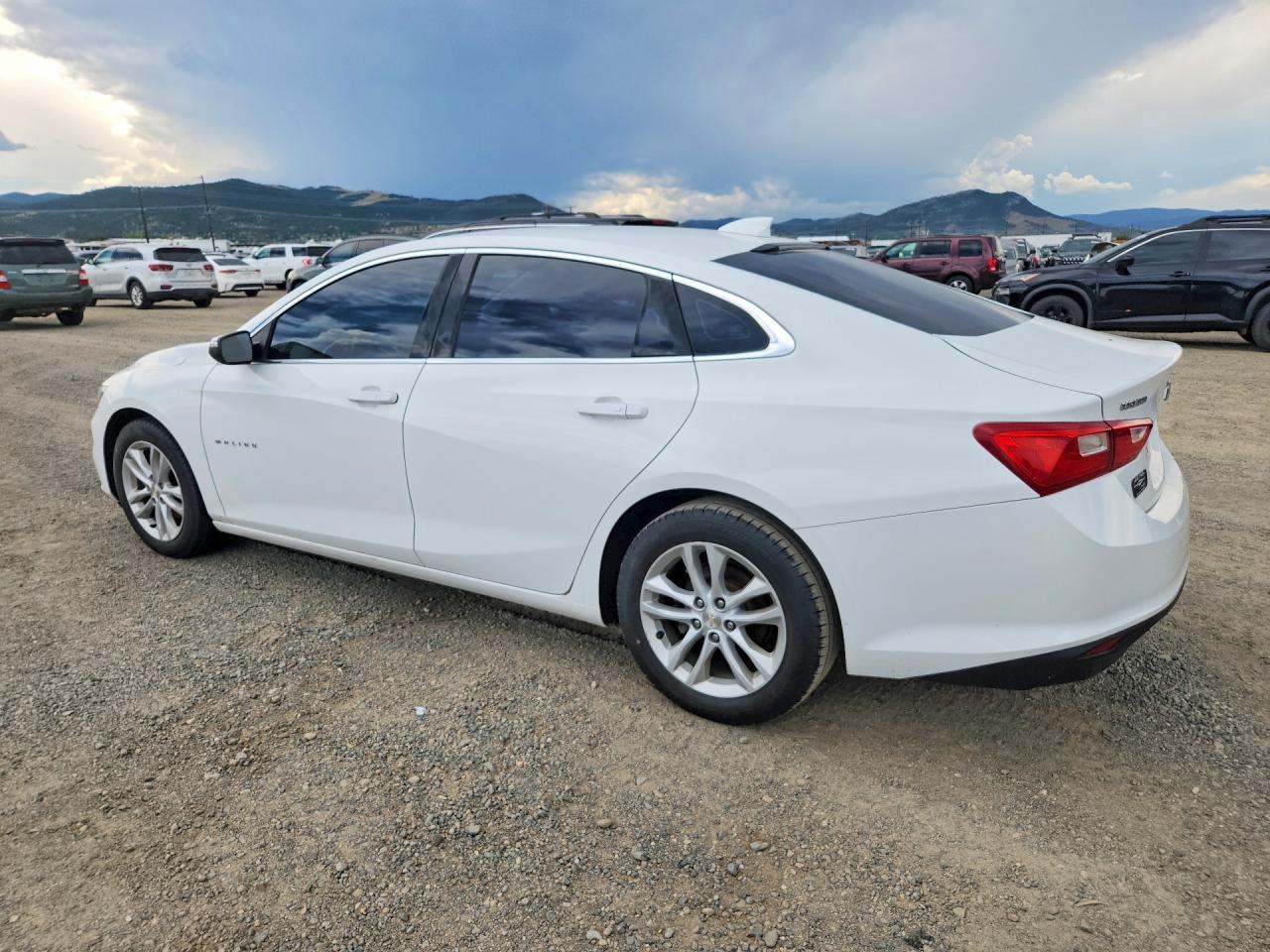 2016 Chevrolet Malibu Lt - zdjęcie 2