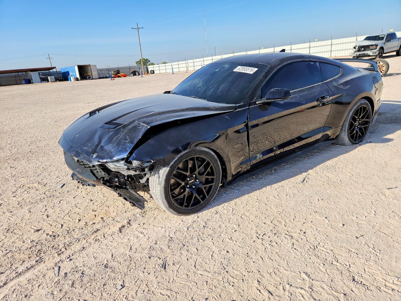 2021 Ford Mustang Gt - zdjęcie główne