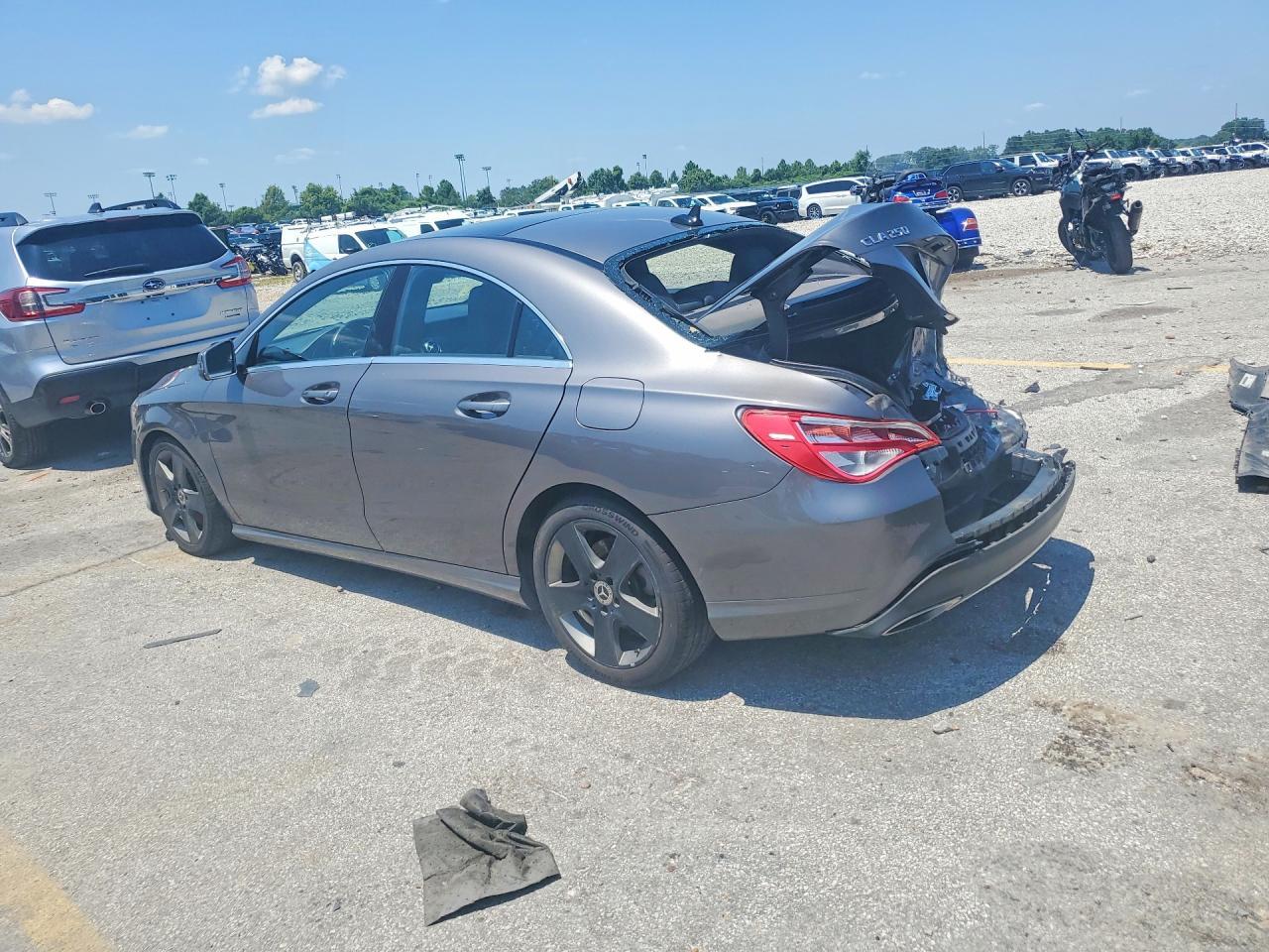 2018 Mercedes-Benz Cla 250 4Matic - zdjęcie 2