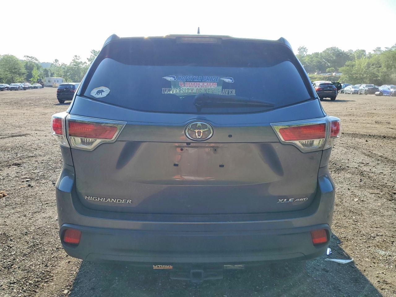 2016 Toyota Highlander Xle - zdjęcie 6