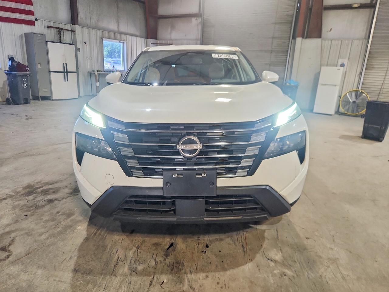 2025 Nissan Rogue Sv - zdjęcie 5