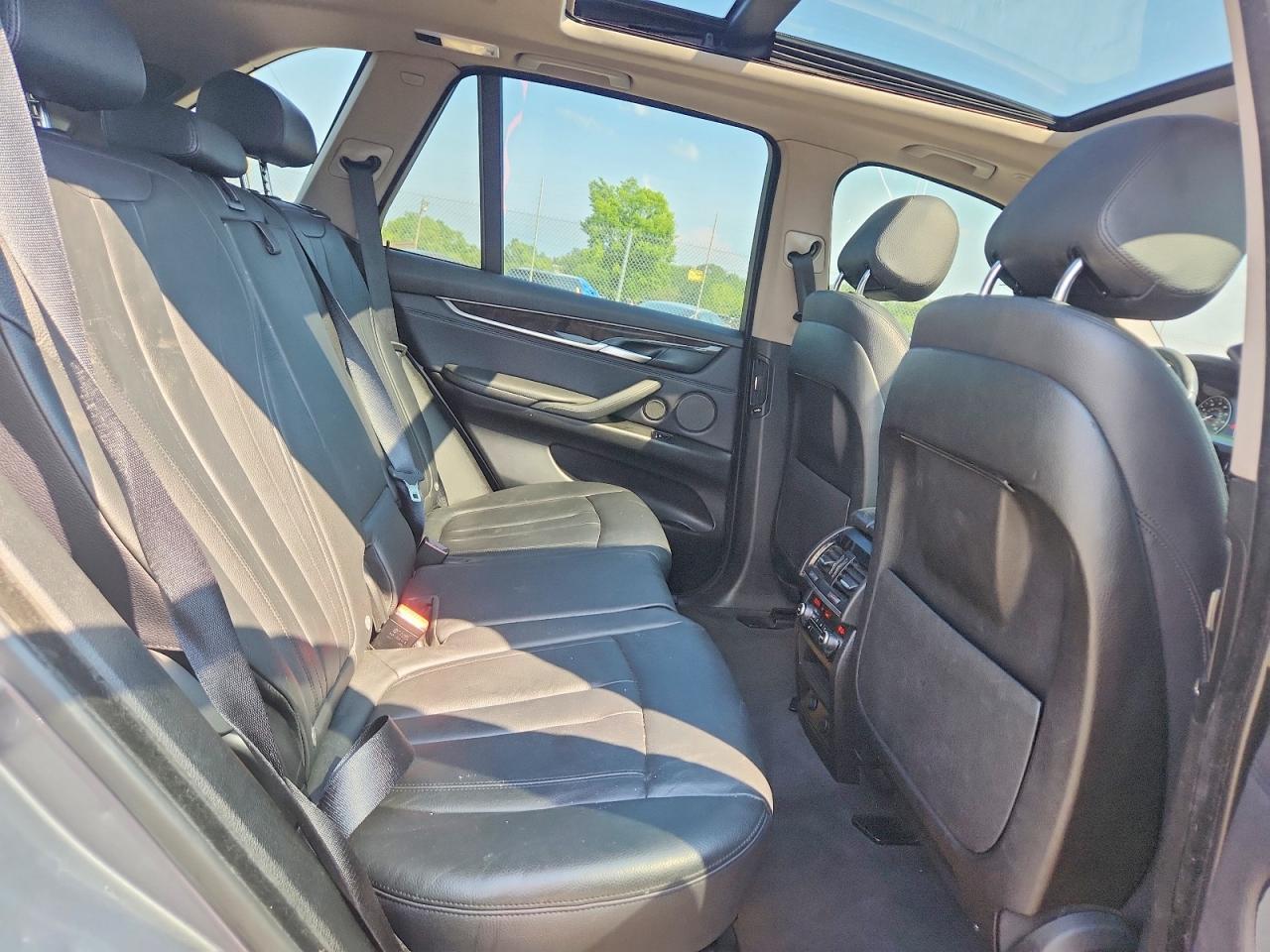 2016 BMW X5 xDrive35I - zdjęcie 11