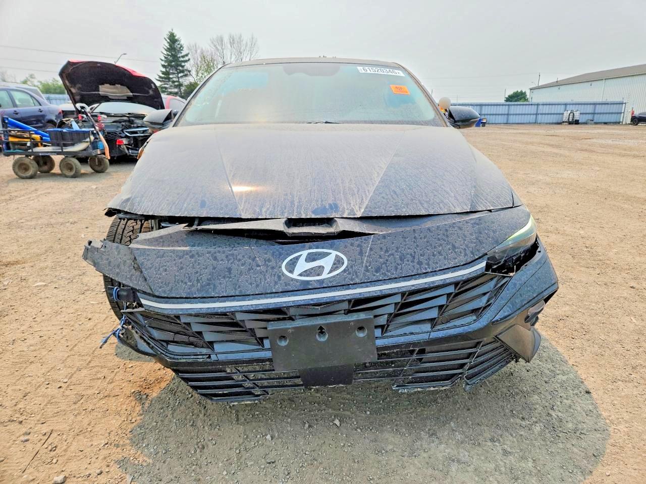 2024 Hyundai Elantra Luxury - zdjęcie 5