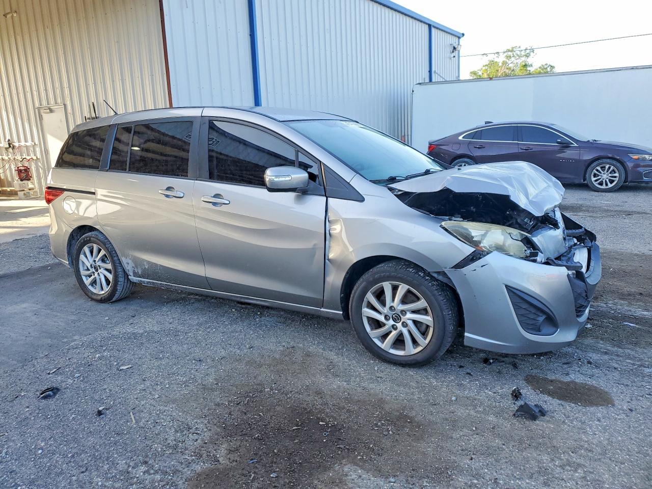 2014 Mazda 5 Sport - zdjęcie 4