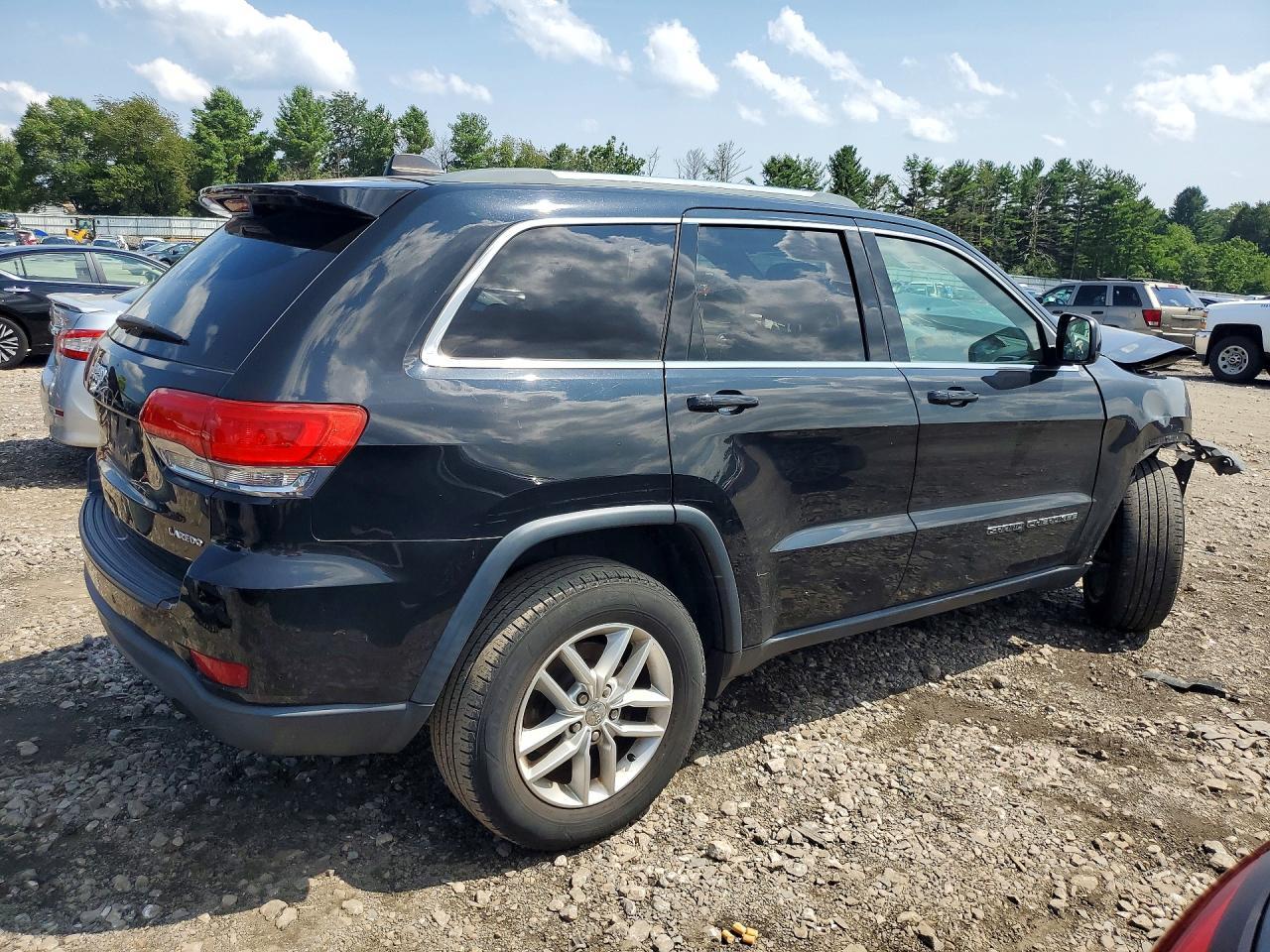 2018 Jeep Grand Cherokee Laredo - zdjęcie 3