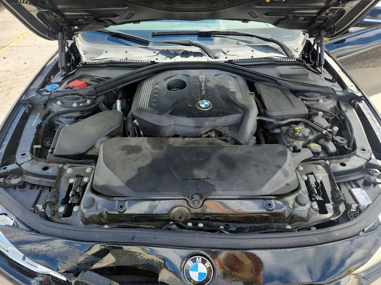 2017 BMW 330 I - zdjęcie 11
