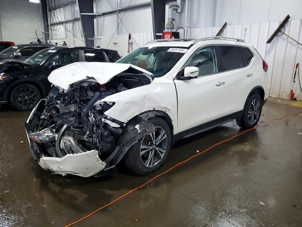 2019 Nissan Rogue Sv - zdjęcie główne