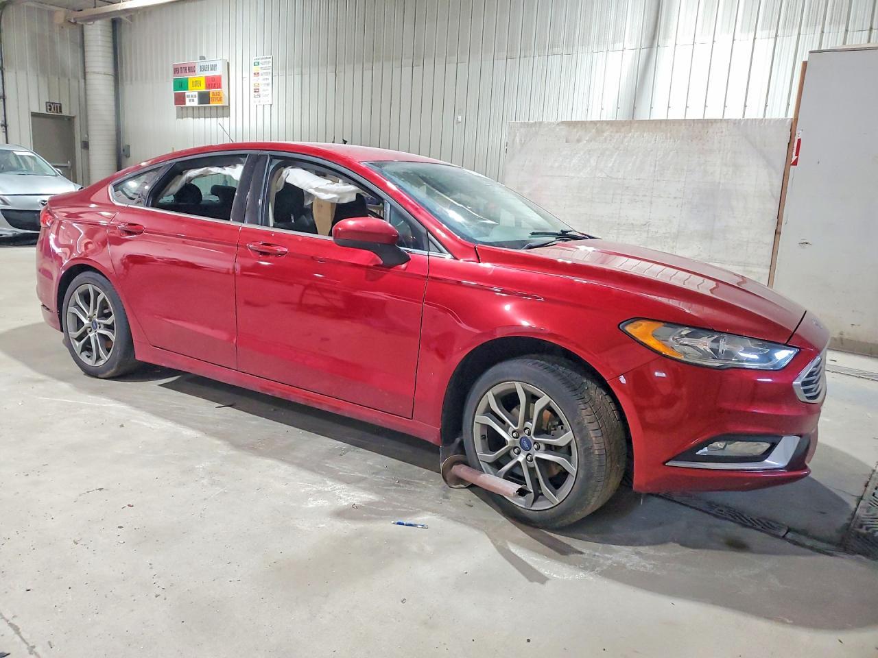 2017 Ford Fusion S - zdjęcie 4