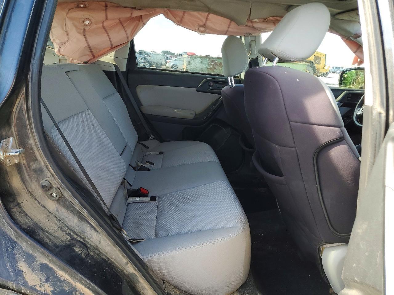 2015 Subaru Forester 2.5I Premium - zdjęcie 11