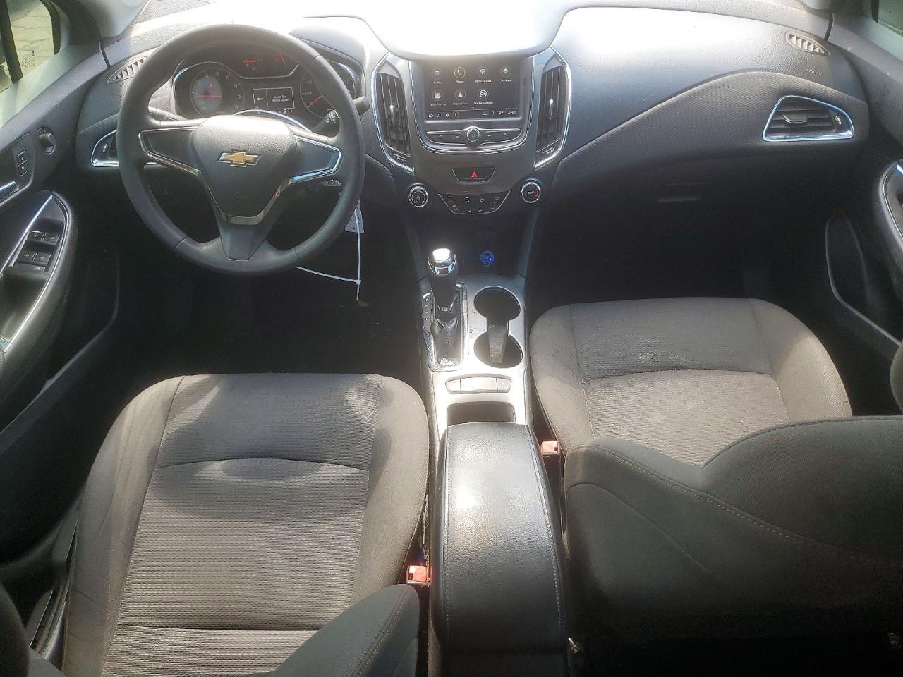 2019 Chevrolet Cruze Ls - zdjęcie 8
