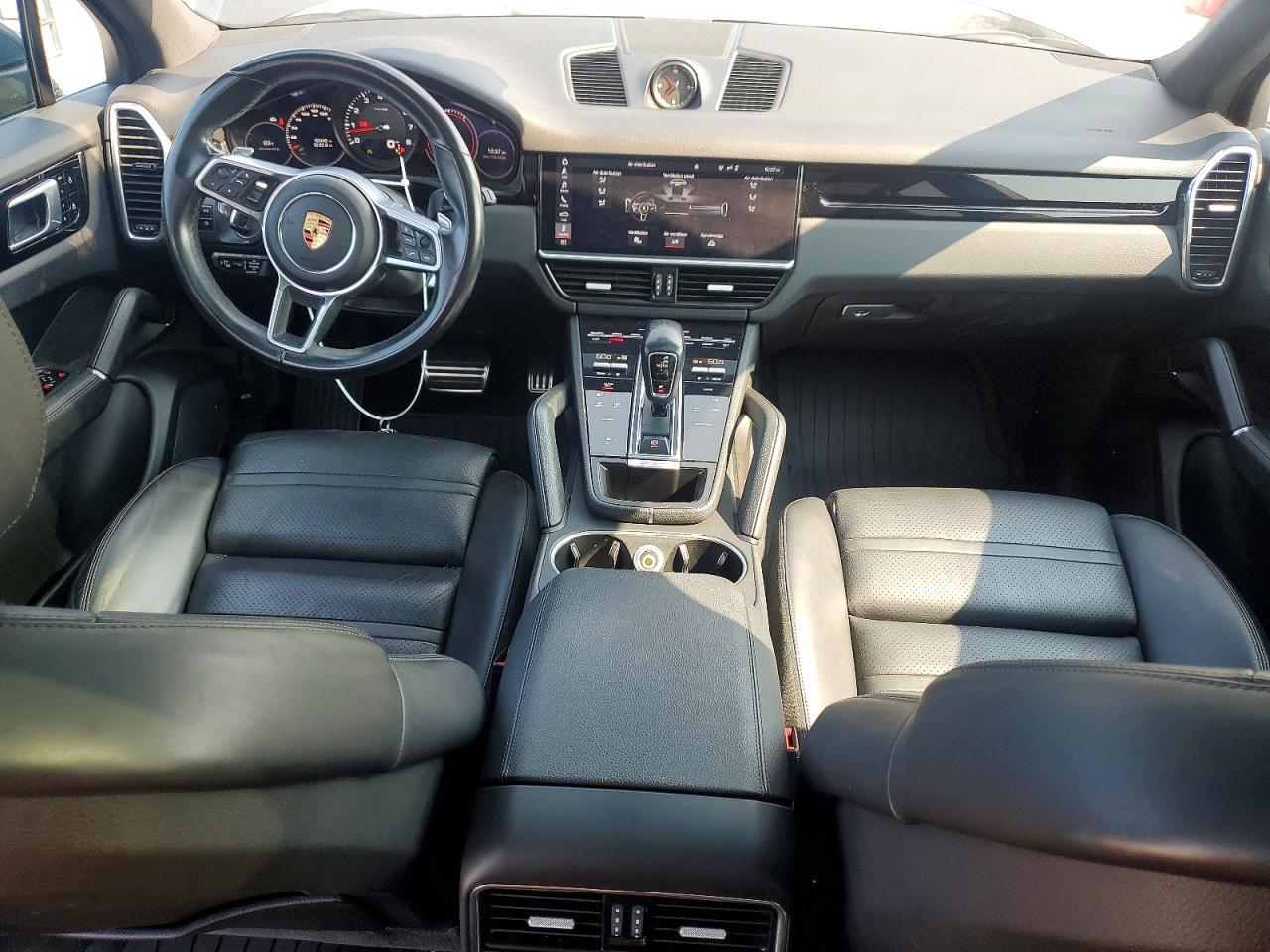 2020 Porsche Cayenne - zdjęcie 8