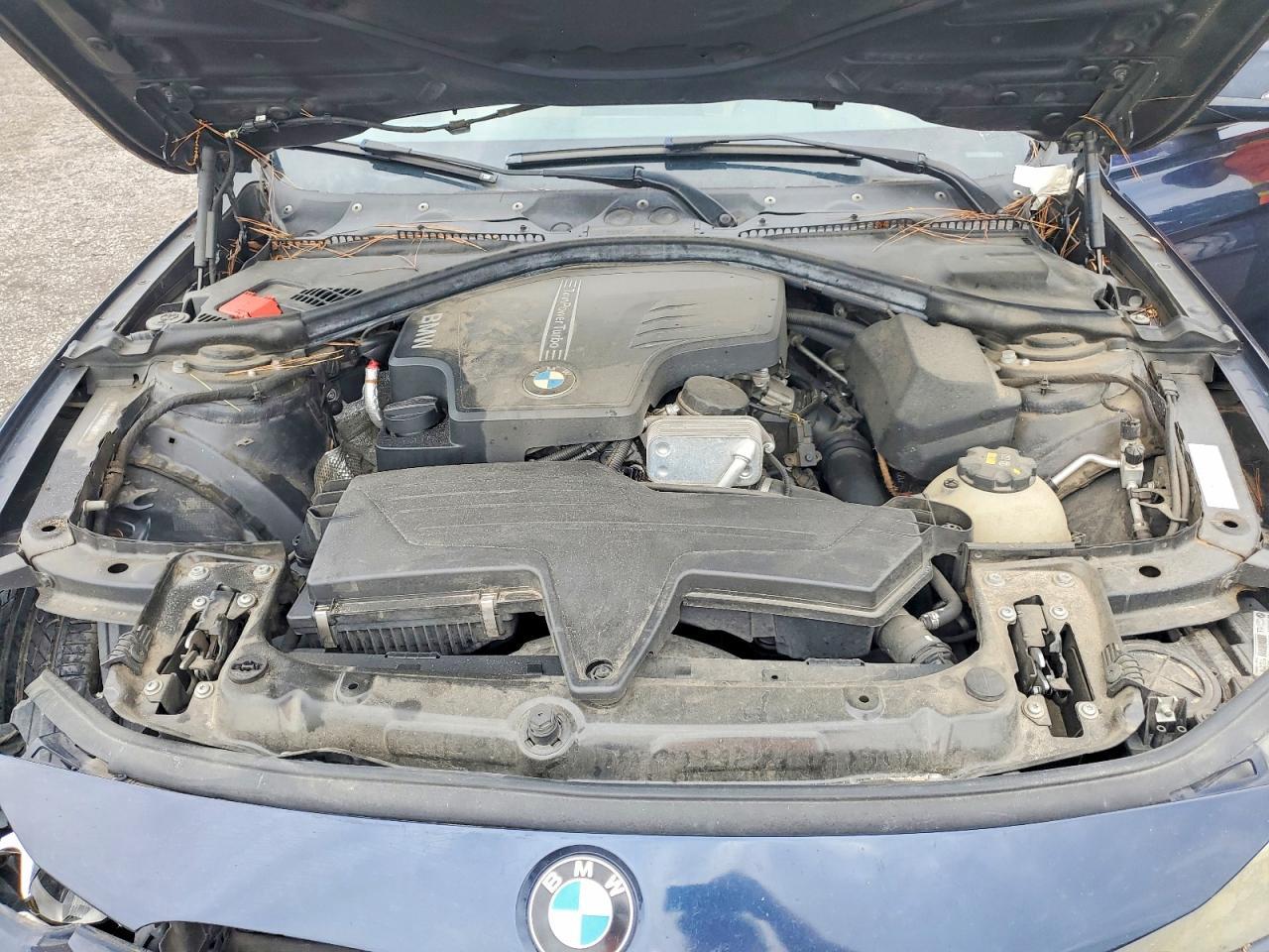 2014 BMW 320 I - zdjęcie 11
