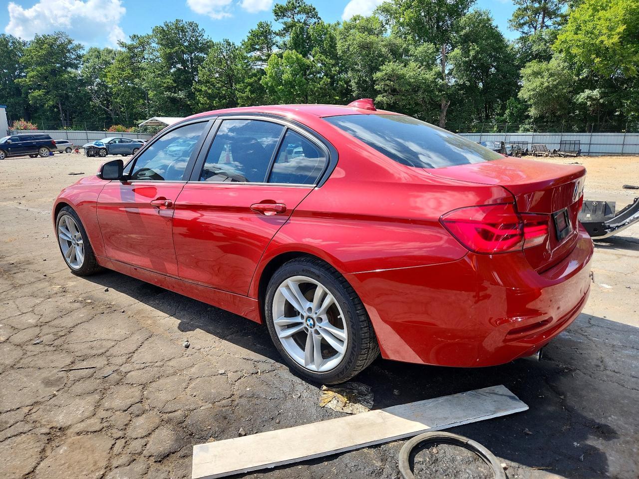 2016 BMW 320 I - zdjęcie 2