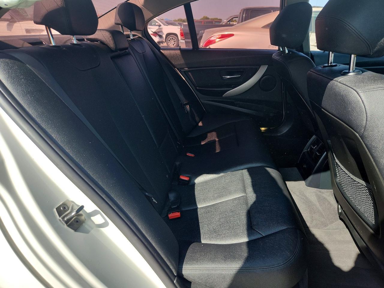 2018 BMW 320 I - zdjęcie 10