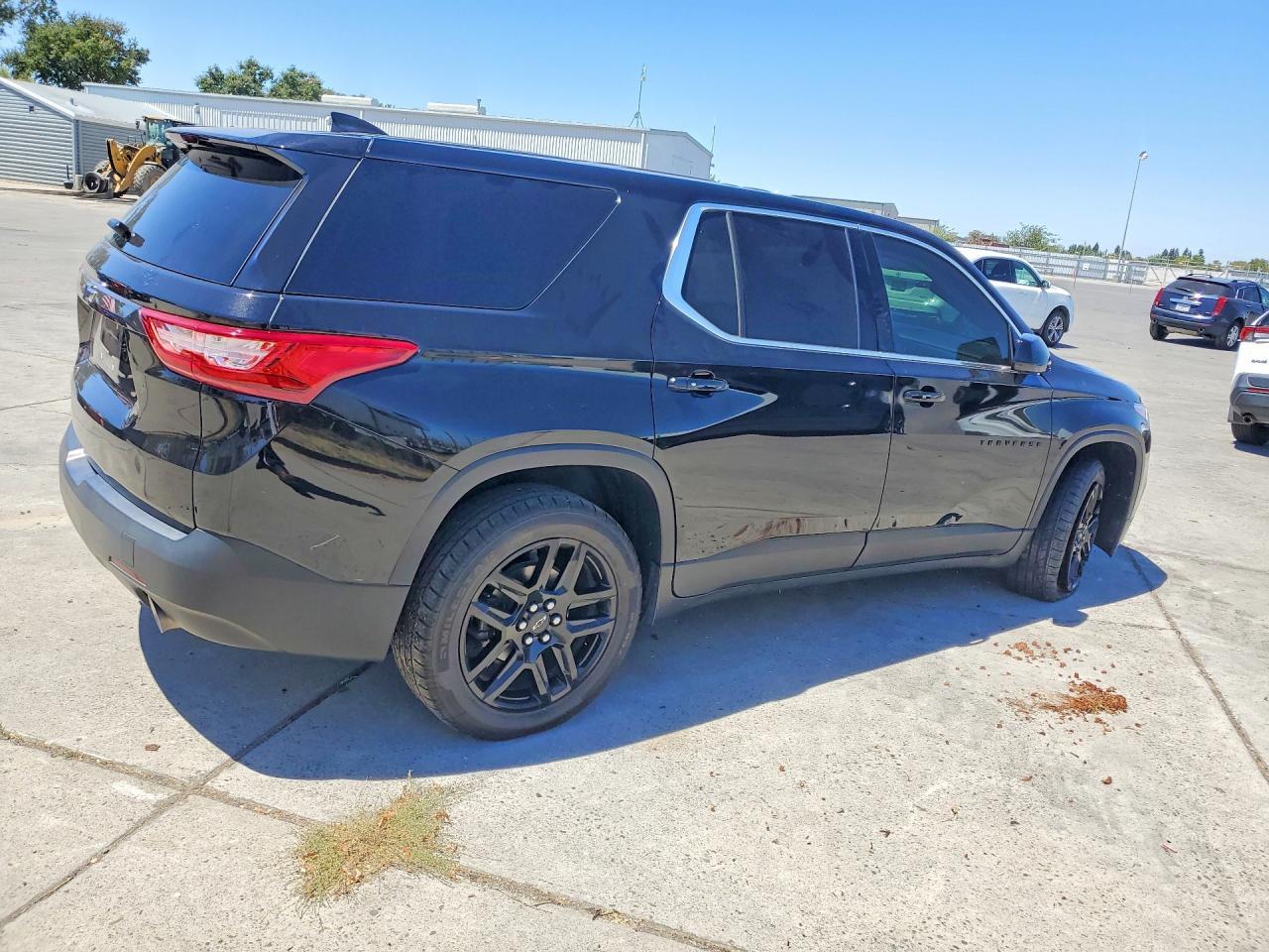 2020 Chevrolet Traverse Ls - zdjęcie 3