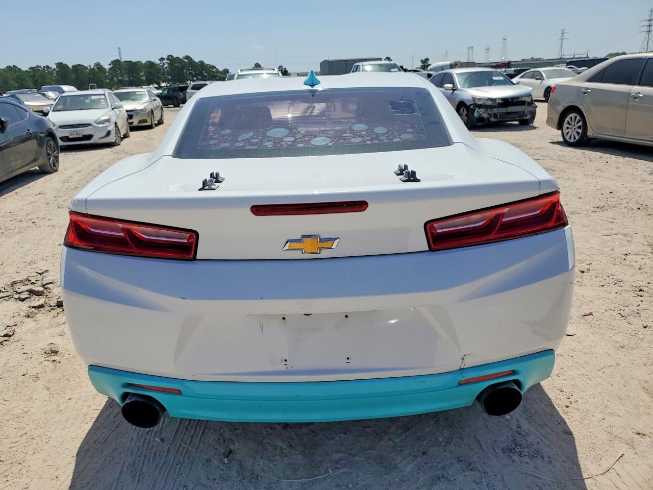 2018 Chevrolet Camaro Ls - zdjęcie 6