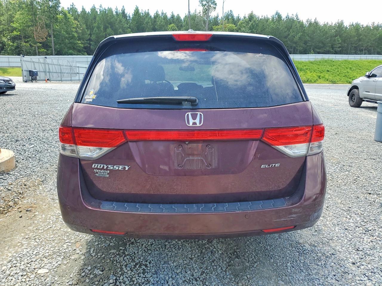 2015 Honda Odyssey Touring - zdjęcie 11