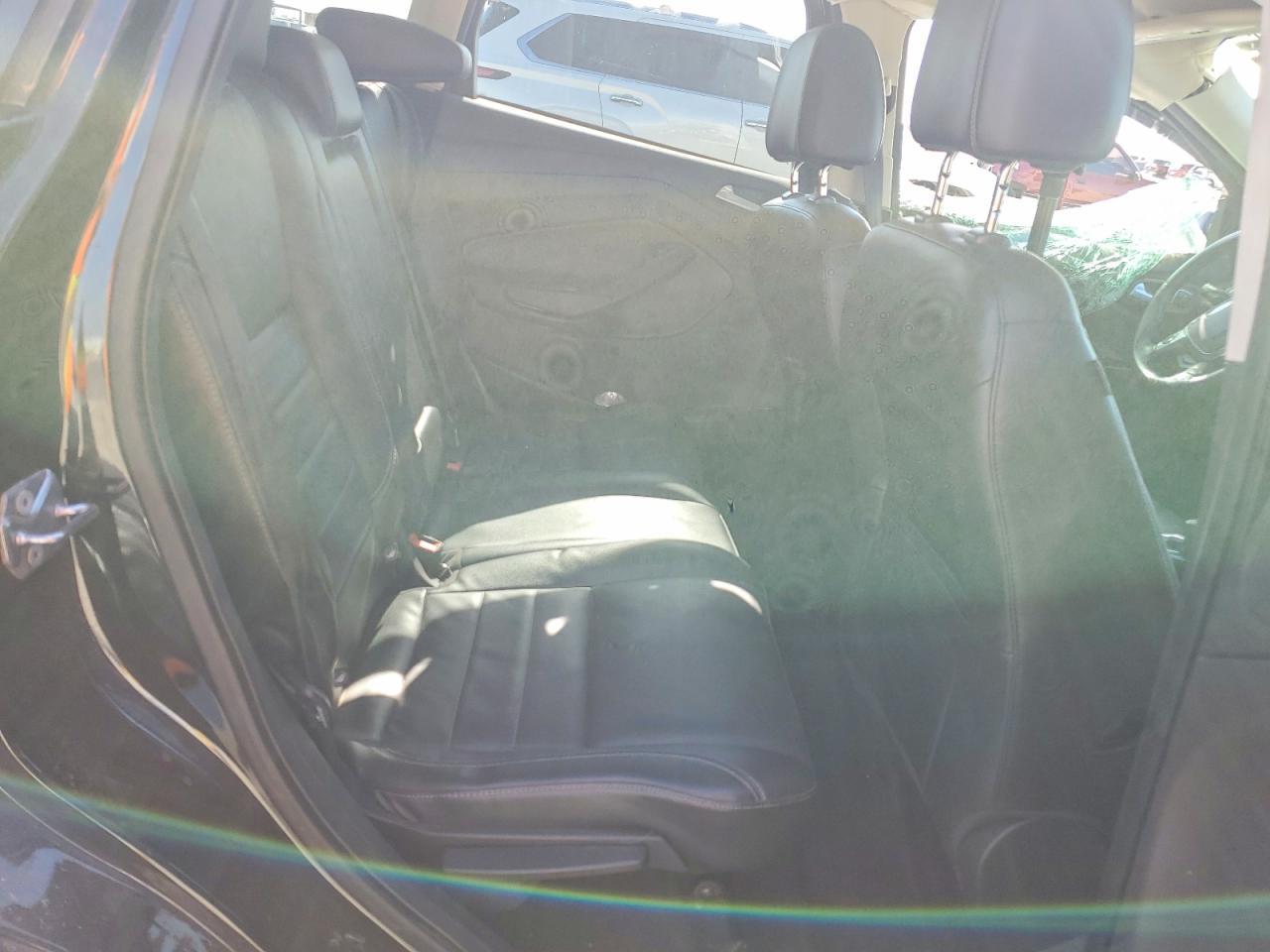 2015 Ford Escape Titanium - zdjęcie 11