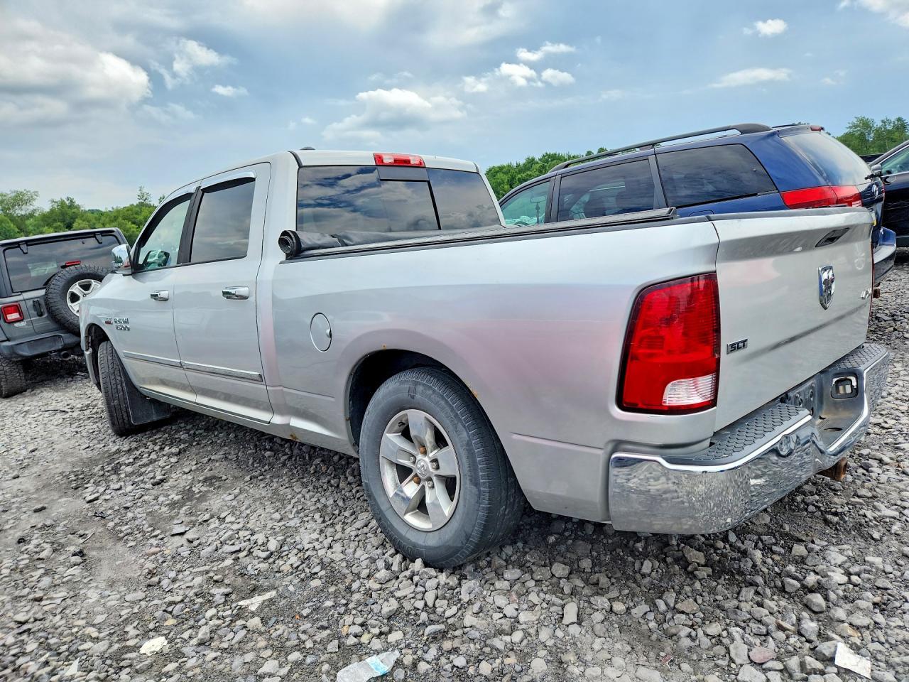 2016 Ram 1500 Slt - zdjęcie 2