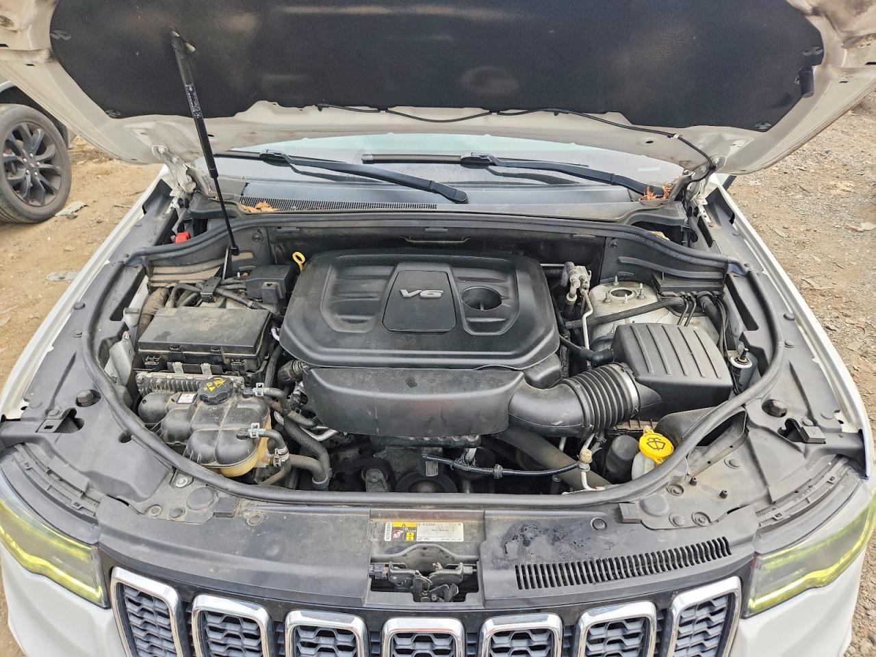 2017 Jeep Grand Cherokee Limited - zdjęcie 12