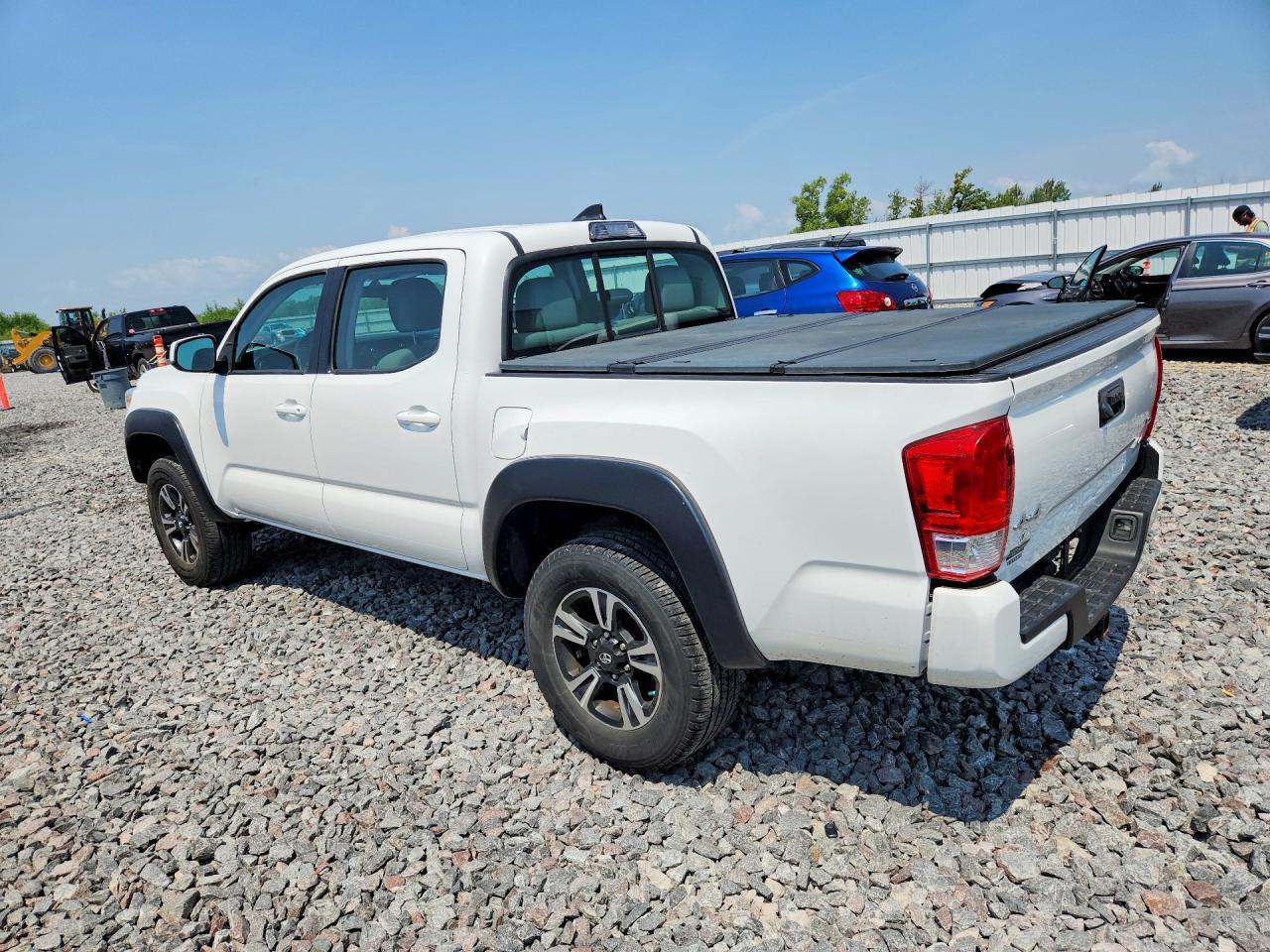 2016 Toyota Tacoma Sr V6 - zdjęcie 2