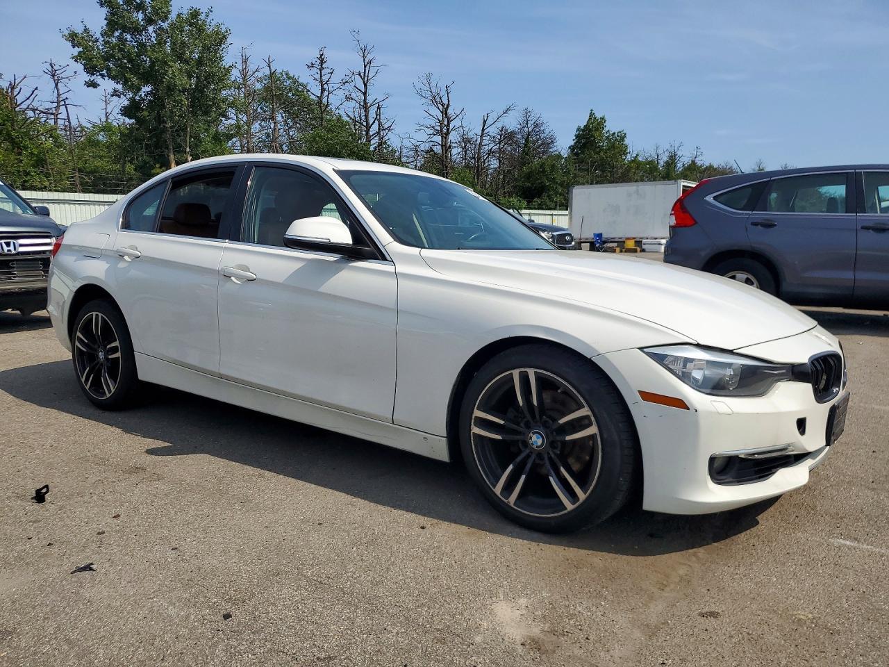 2013 BMW Seria 3 328i - zdjęcie 4