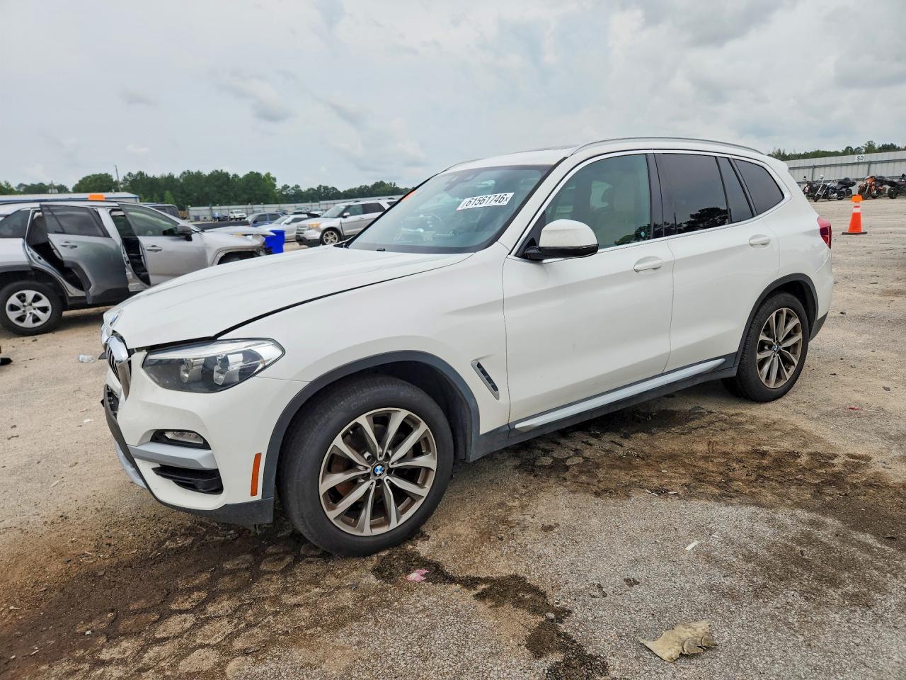 2019 BMW X3 xDrive30I - zdjęcie główne