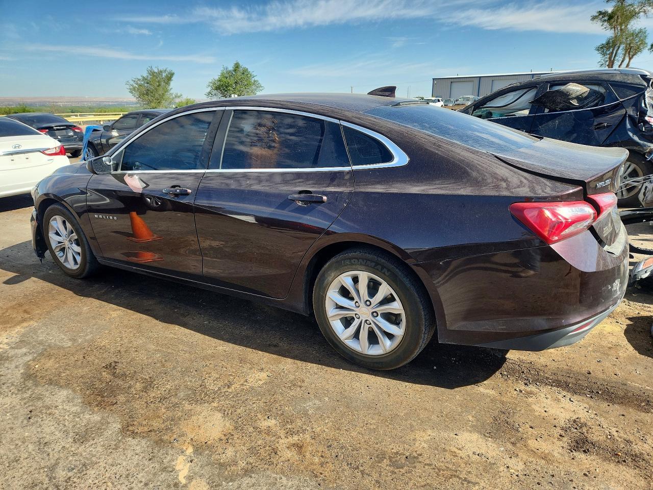 2020 Chevrolet Malibu Lt - zdjęcie 2