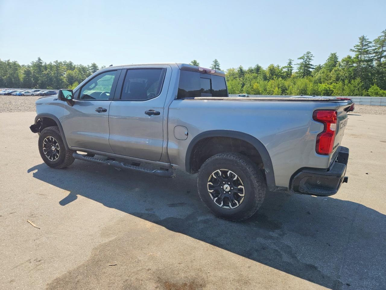 2023 Chevrolet Silverado K1500 Zr2 - zdjęcie 2