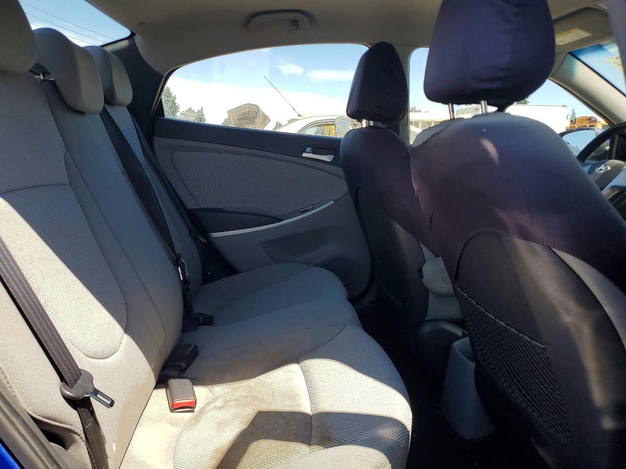 2013 Hyundai Accent Gls - zdjęcie 10
