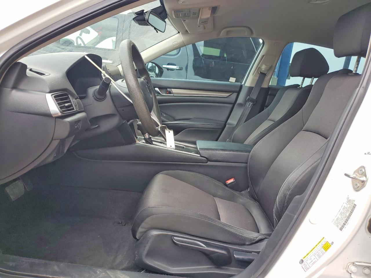 2018 Honda Accord Lx - zdjęcie 7