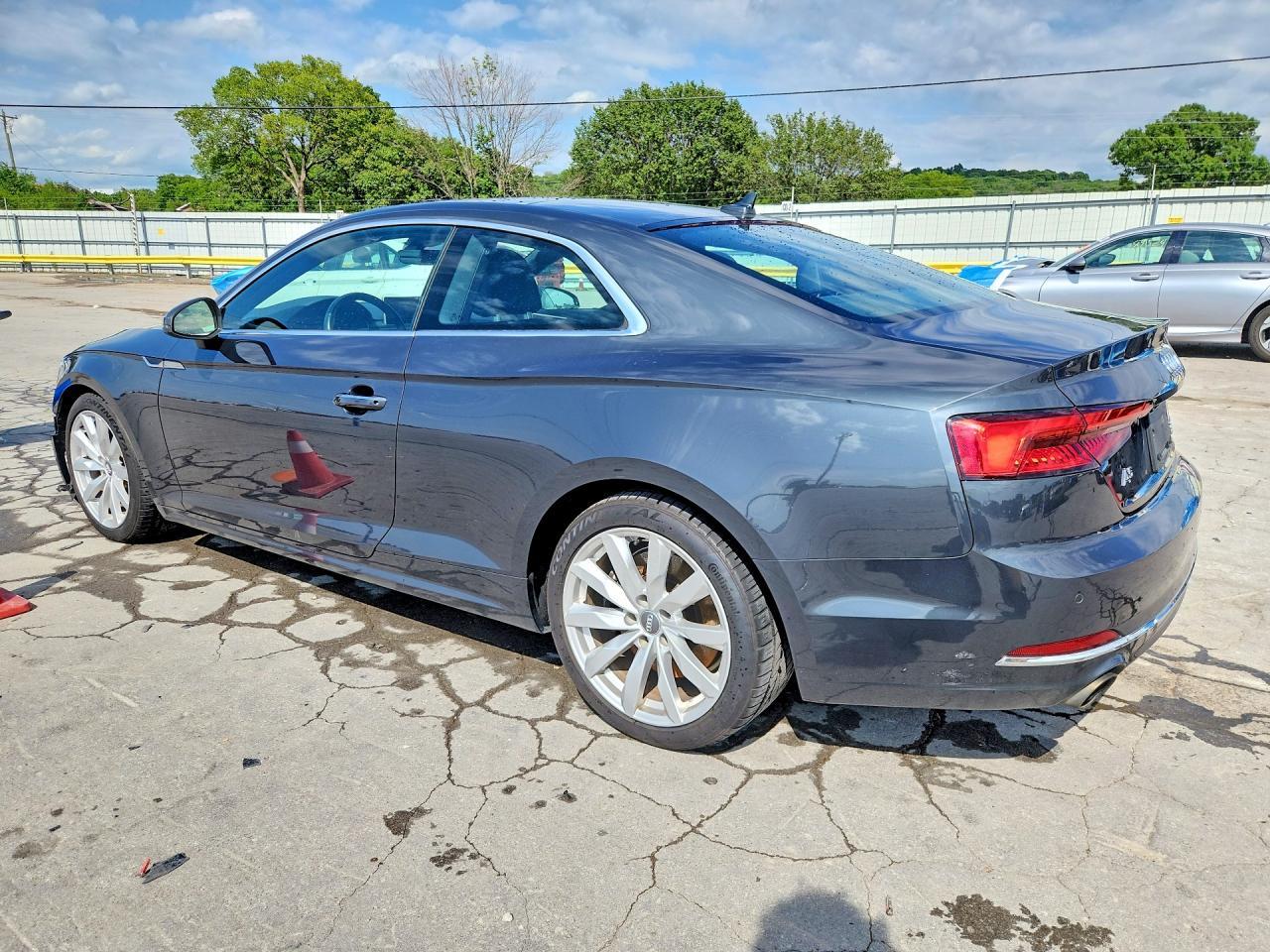 2018 Audi A5 Premium Plus - zdjęcie 2