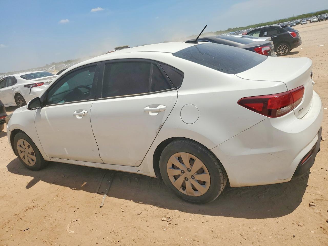 2020 Kia Rio S - zdjęcie 2