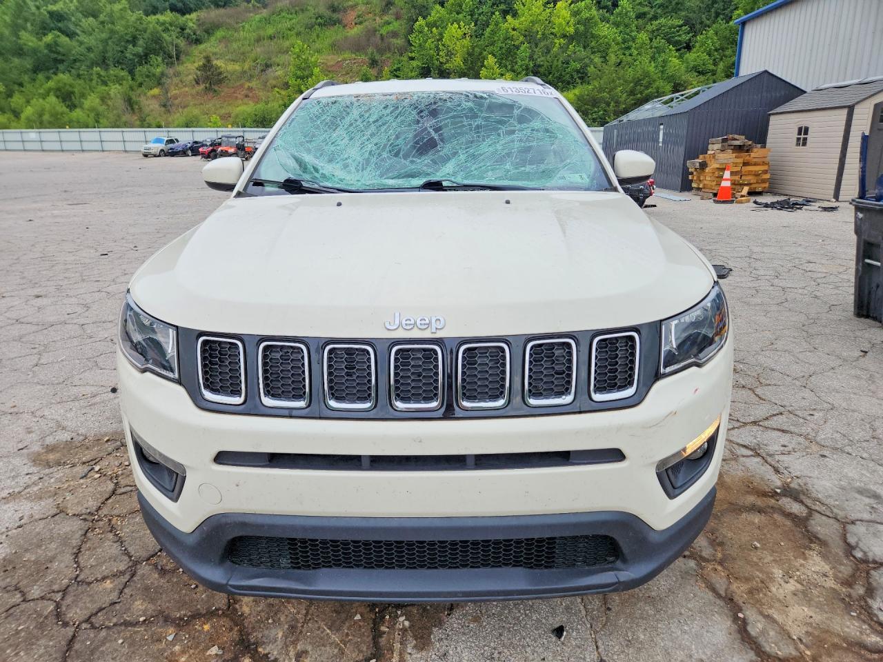 2020 Jeep Compass Latitude - zdjęcie 5