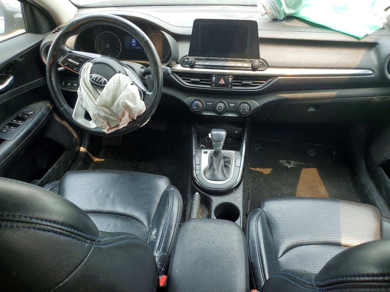 2021 Kia Forte Ex - zdjęcie 8
