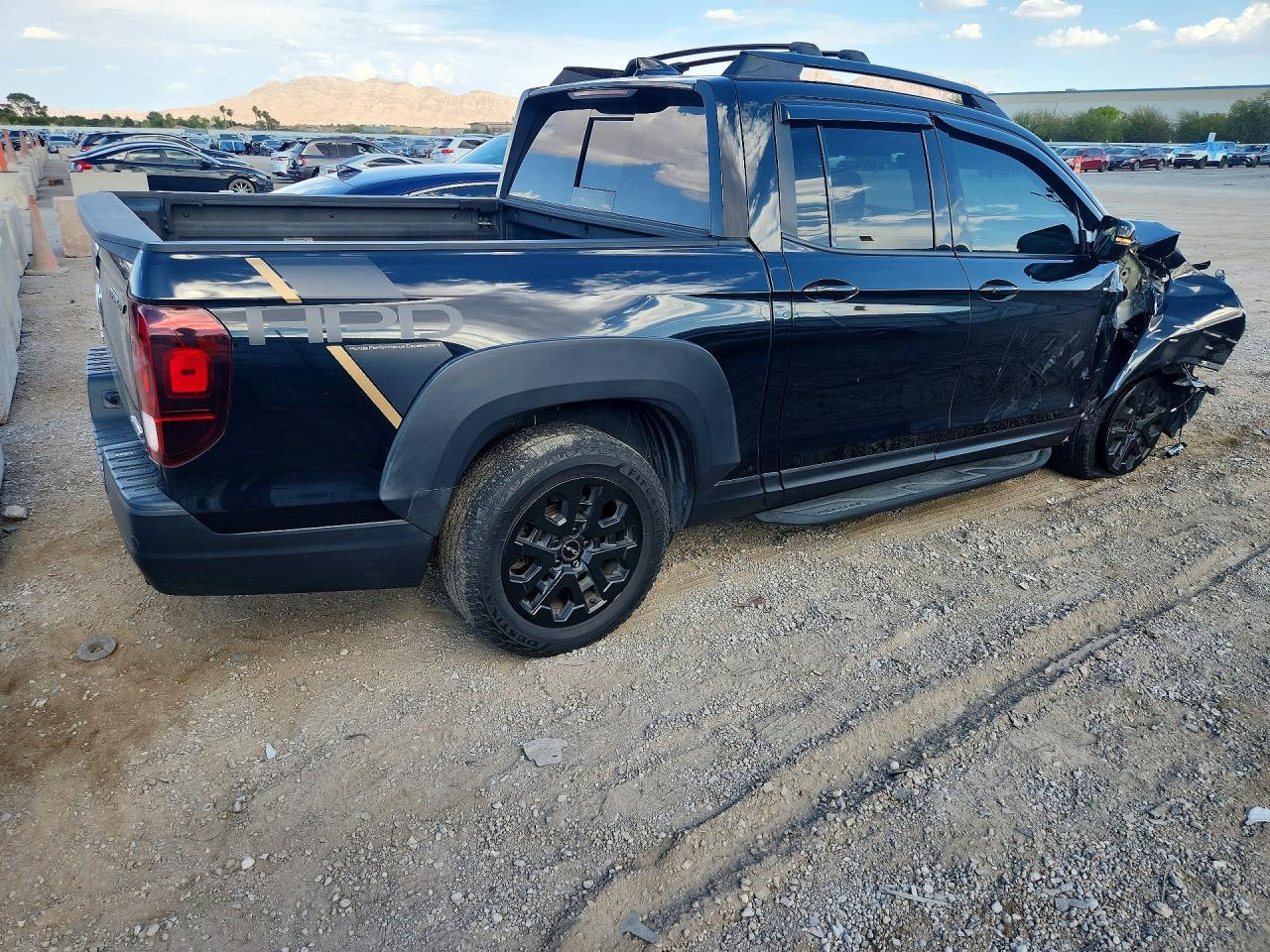 2022 Honda Ridgeline Black Edition - zdjęcie 3
