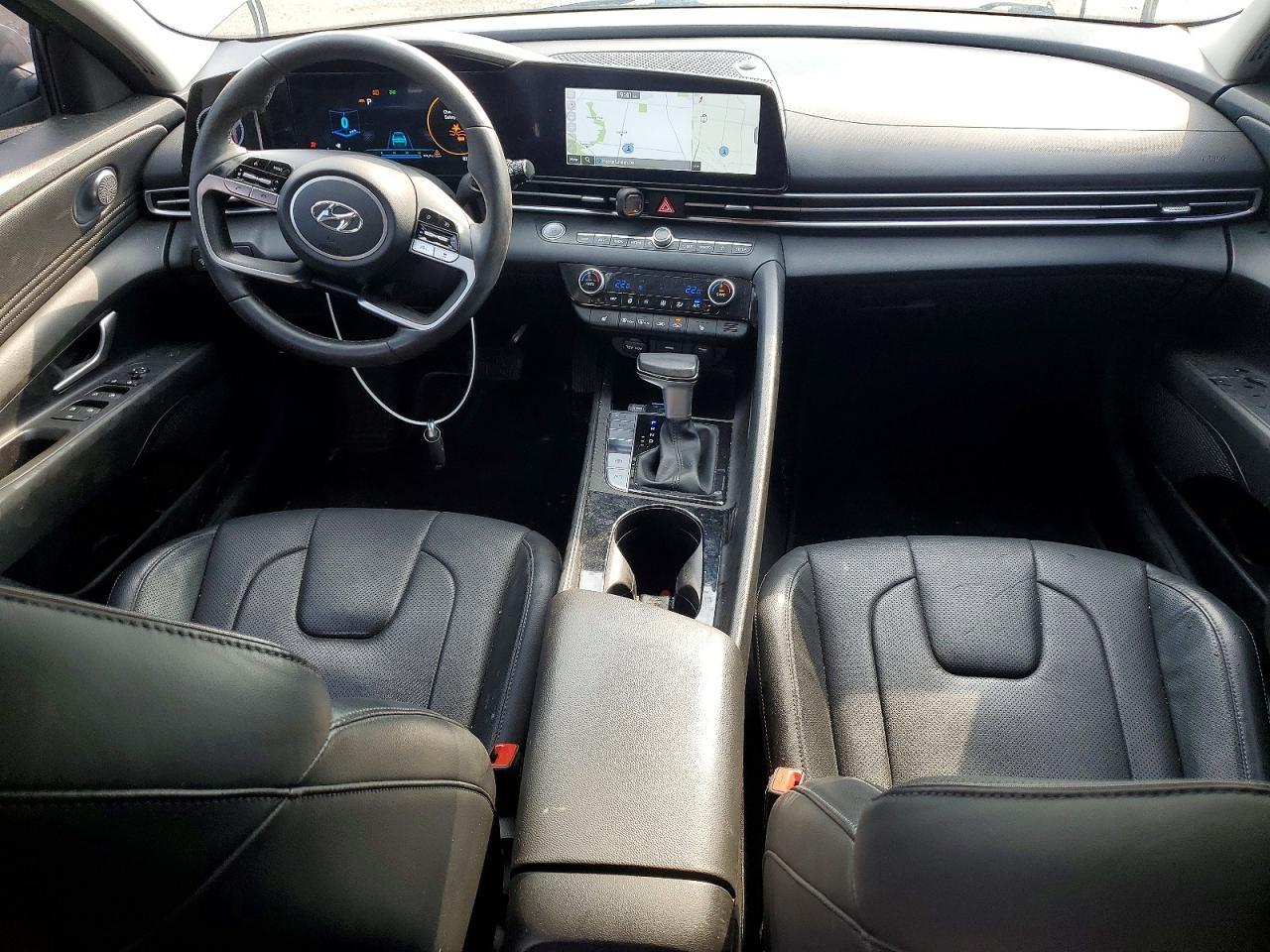 2023 Hyundai Elantra Sel - zdjęcie 8