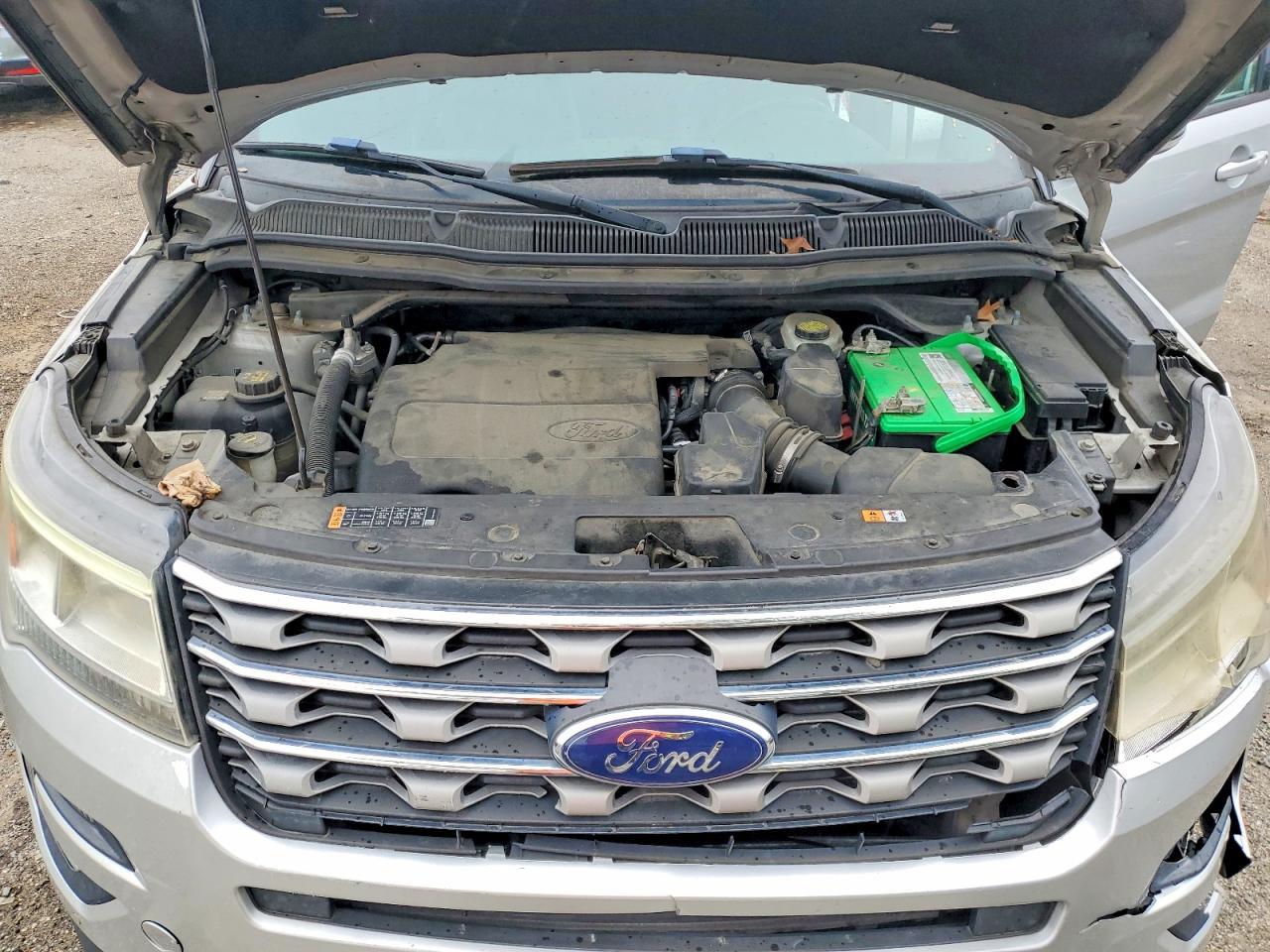 2017 Ford Explorer Xlt - zdjęcie 12
